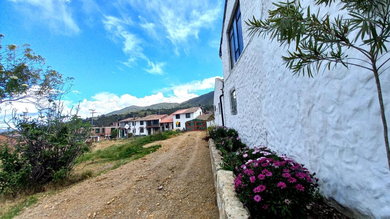 Hospedaje Y Camping Del Rio Mongui Exterior photo