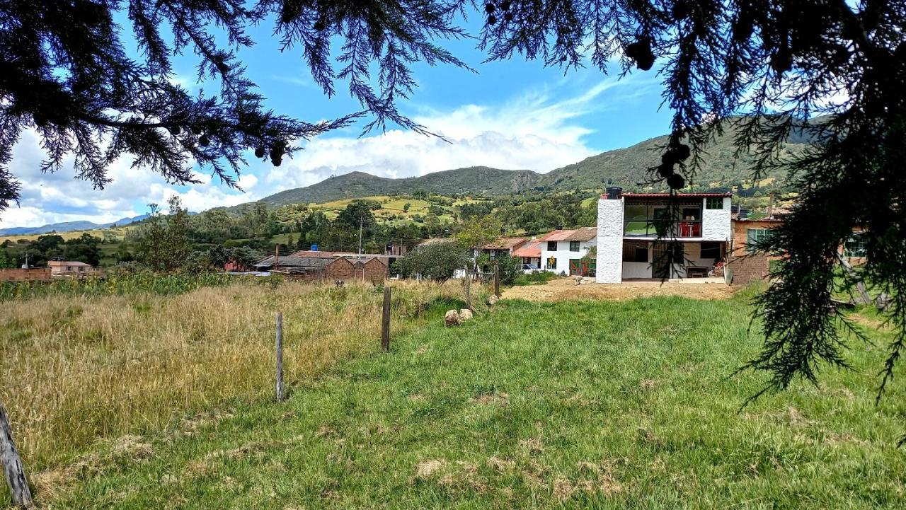 Hospedaje Y Camping Del Rio Mongui Exterior photo